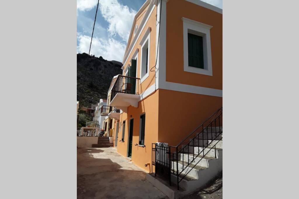 Ferienwohnung Giorgina'S House Symi Exterior foto